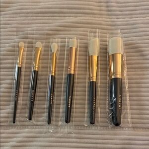 Morphe Rose Away 6pc Face & Eye Travel Brush Set (NWT)